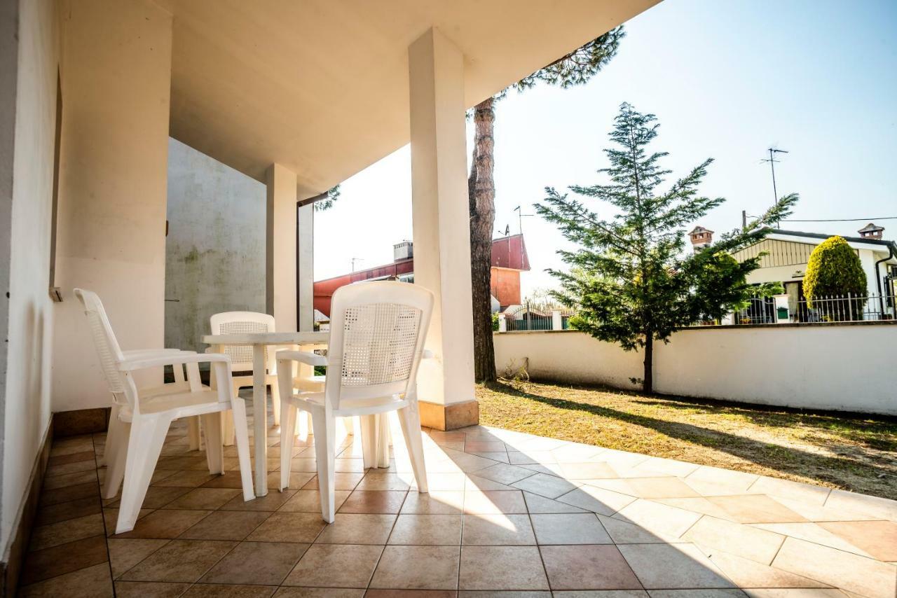 Agenzia Vear - Lido Di Volano Extérieur photo