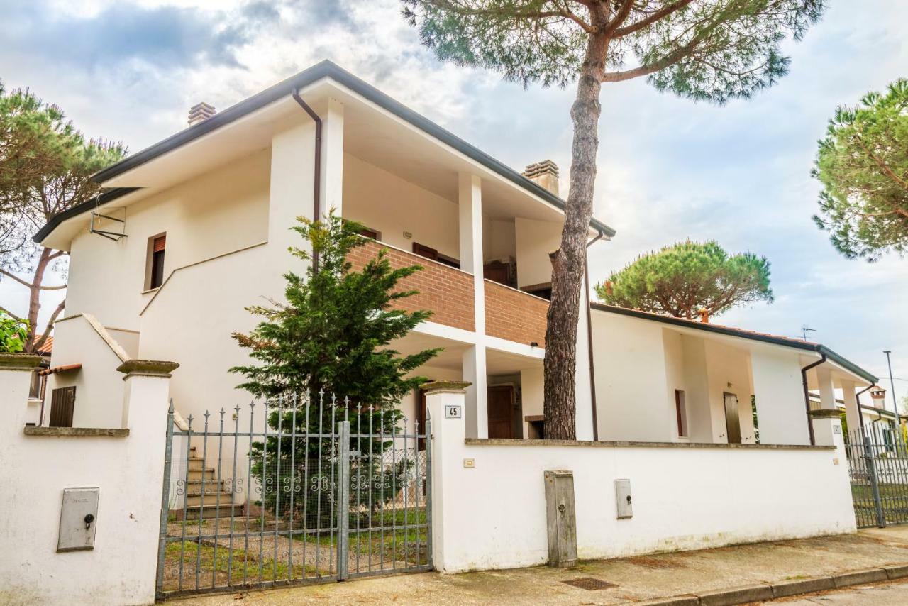 Agenzia Vear - Lido Di Volano Extérieur photo