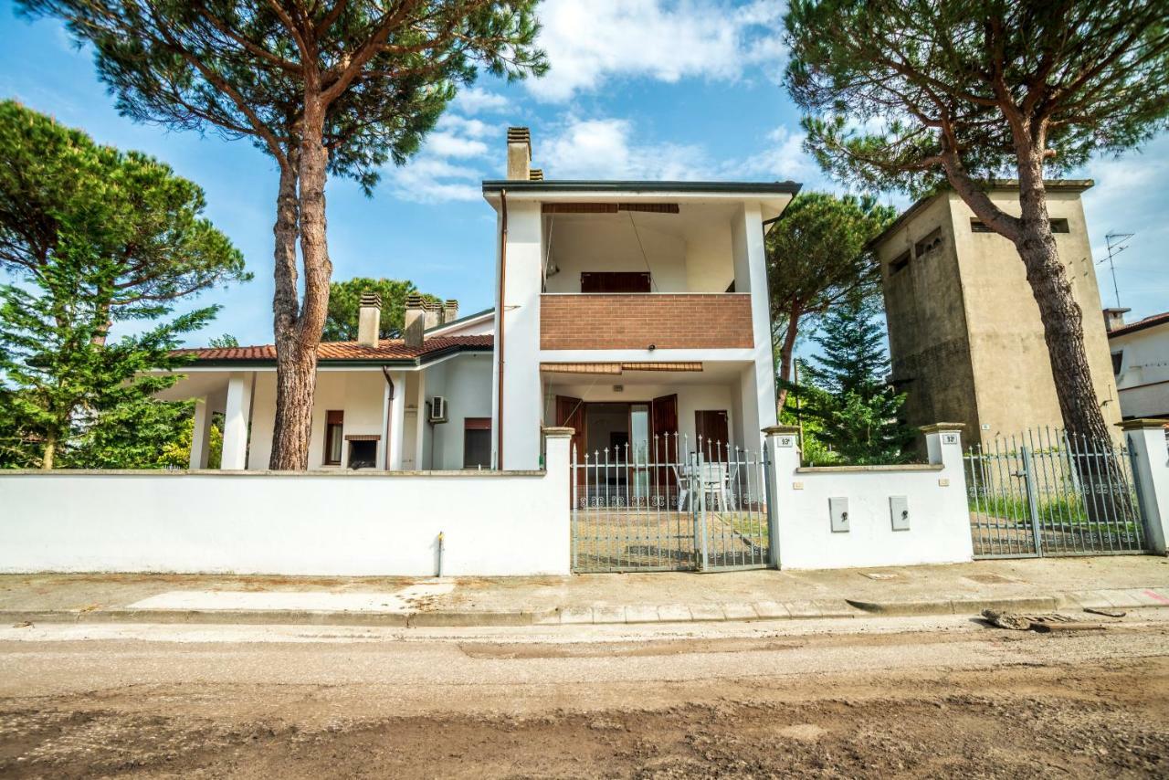 Agenzia Vear - Lido Di Volano Extérieur photo